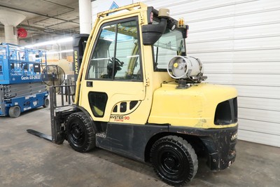 Hyster H90FT, 9,000# Pneumatic Tire Forklift, LP Gas, 4 Way, S/S & F/P, Cab