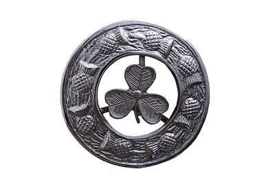 SHYNE KILTS U.K KILT FLY PLAID BROOCH Large Argenté, Bord THISTLE, Variés