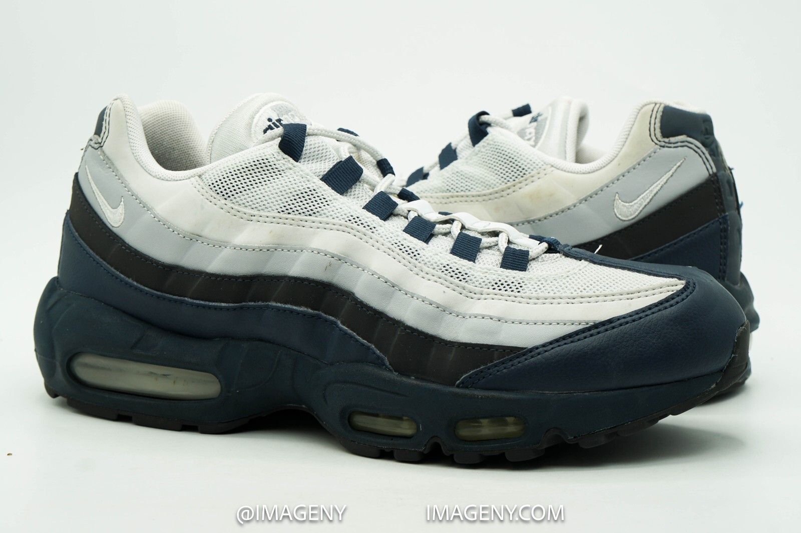 NIKE AIR MAX 95 USED SIZE 10.5 ARMORY NAVY ANTHRACITE WOLF NIKE AIR MAX 95 USED SIZE 10.5 ARMORY NAVY ANTHRACITE WOLF