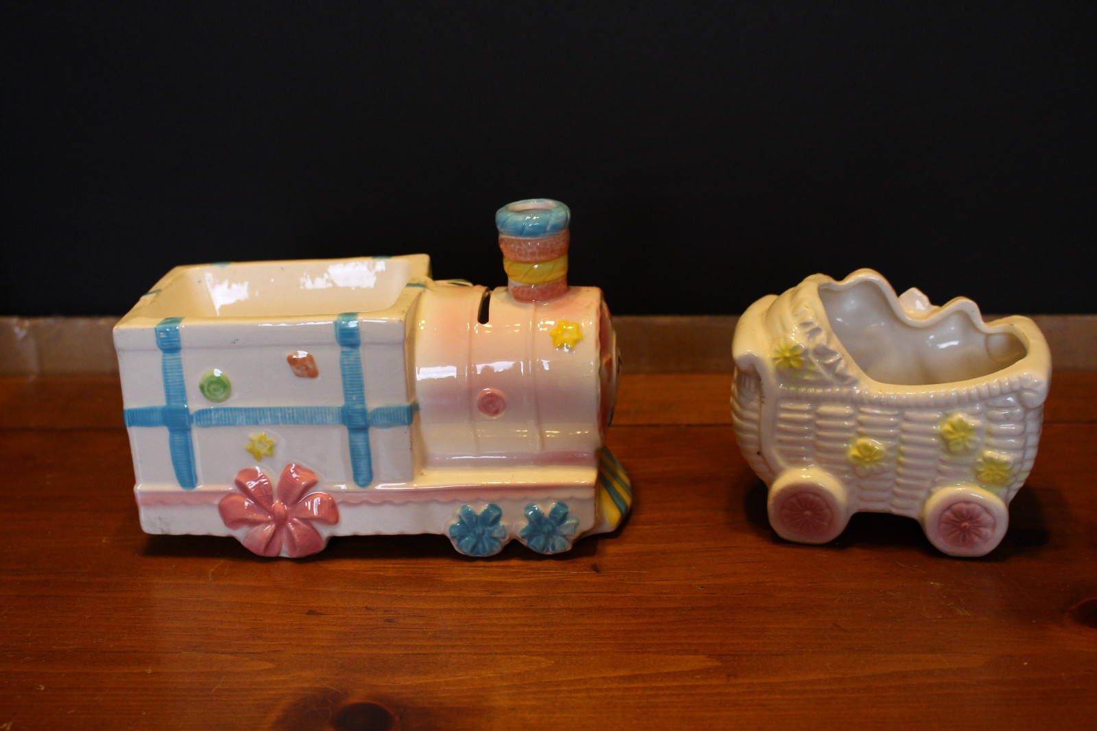 VTG ENESCO ceremic BABY's TRAIN BANK AND BABY CARRIAGE