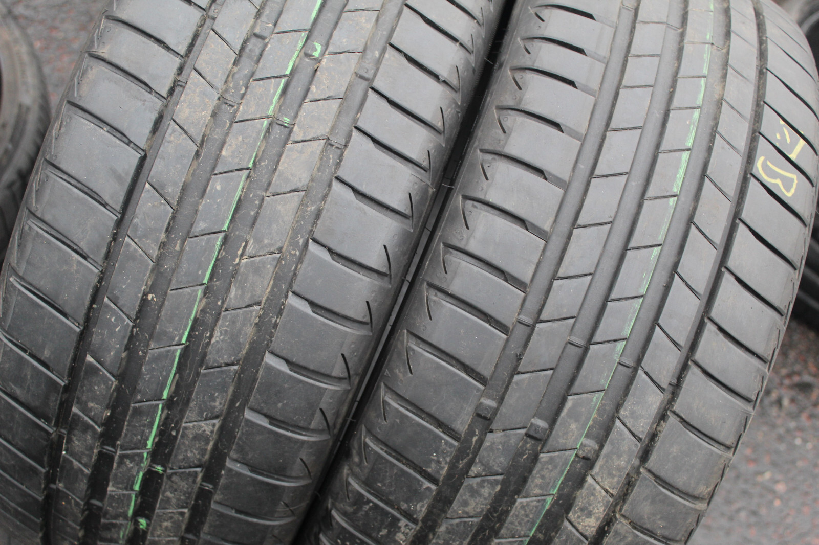 225 40 19 Bridgestone, Turanza T005, MO, 93W, x2 A Pair 7.0mm (F1_tyres) L3242