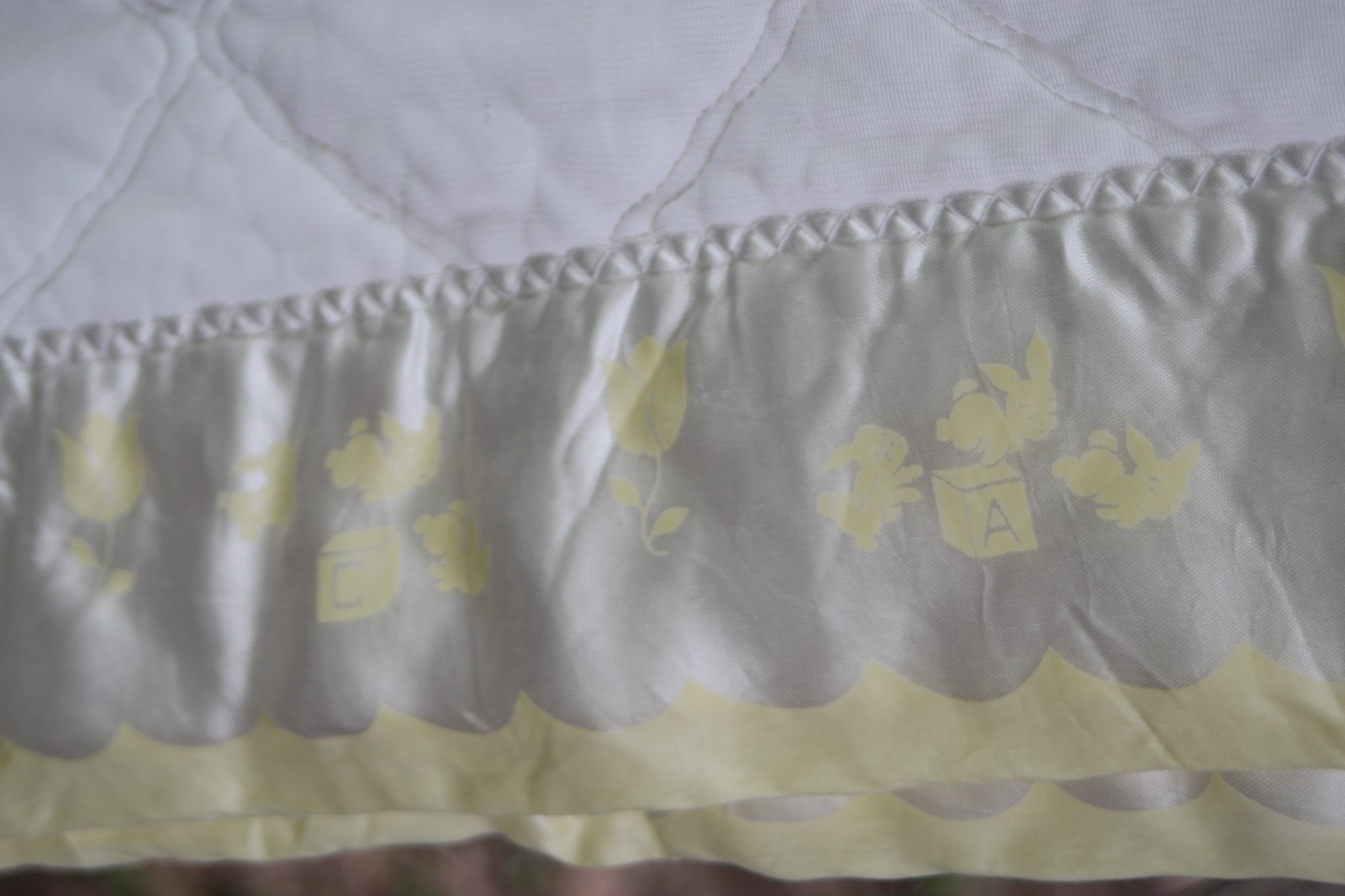 VINTAGE Baby B White Blanket Nylon Yellow Satin Binding Bunny Print  34