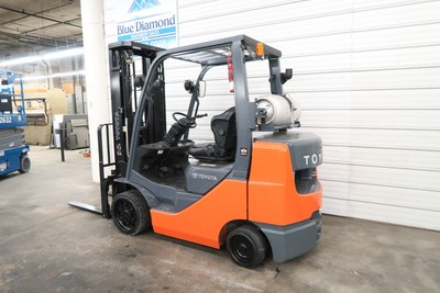 2013' Toyota 8FGCU30, 6,000# Cushion Tire Forklift, Triple, 3 Way, Sideshift
