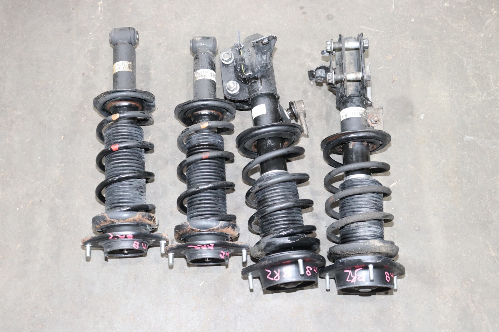 2017 Subaru BRZ Shock Struts Absorbers Fits 2013-2020 Toyota
