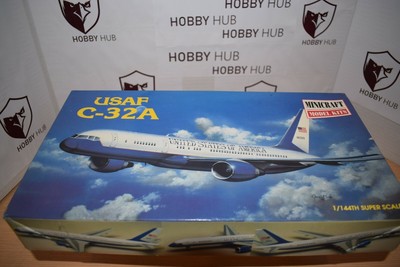 Minicraft 1:144 USAF C-32 A Plastic Aircraft Model Kit 14451U