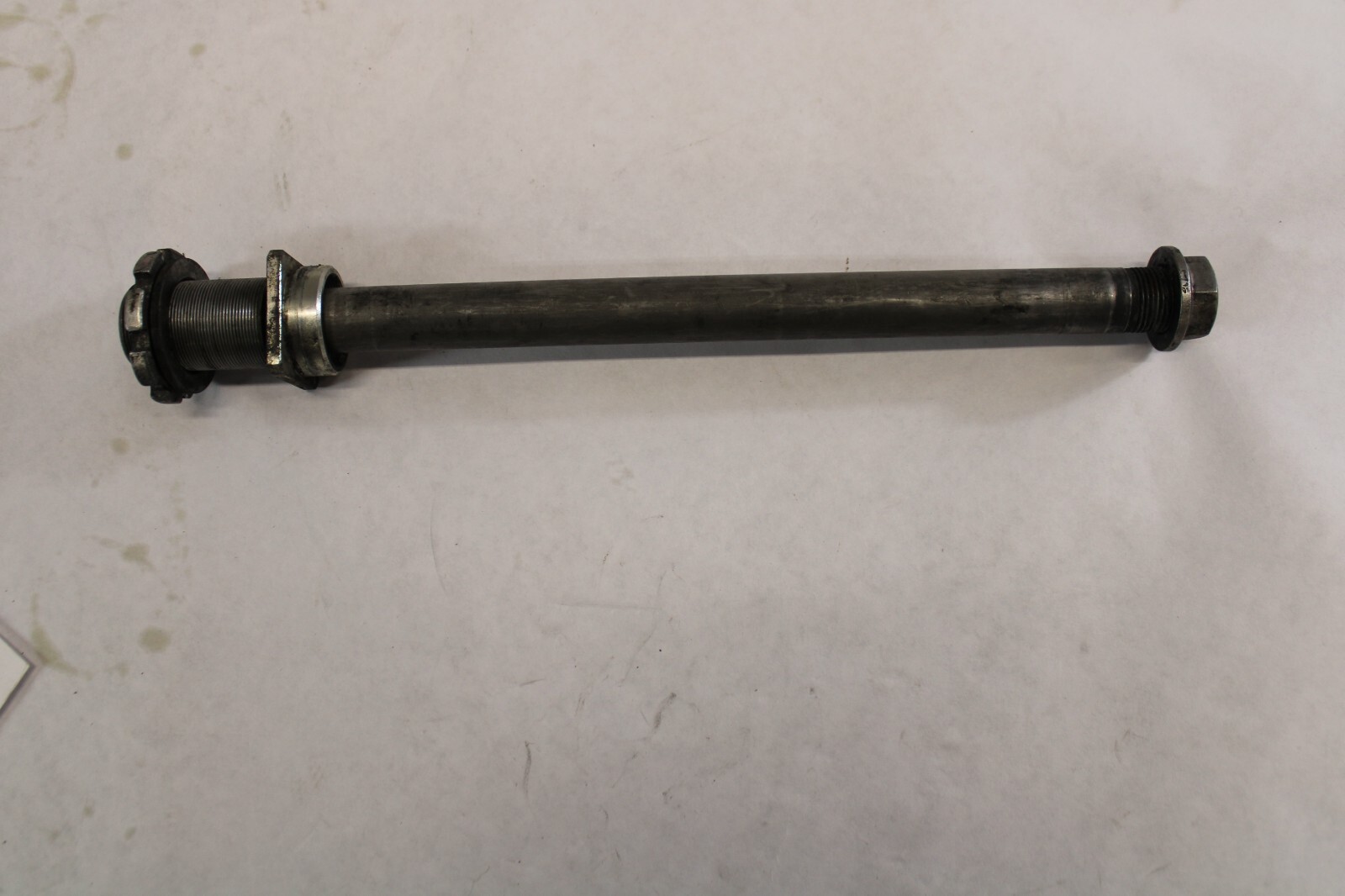 R様 97 Kawasaki ZX6E ZX 6E Ninja Swingarm Pivot Bolt 33032-1165