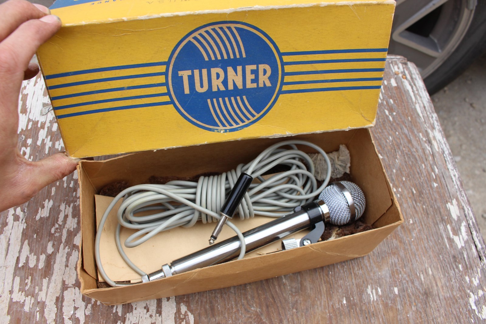 Vintage TURNER Chrome Microphone Model Crystal 80X 7 Foot Cord USA Music Record