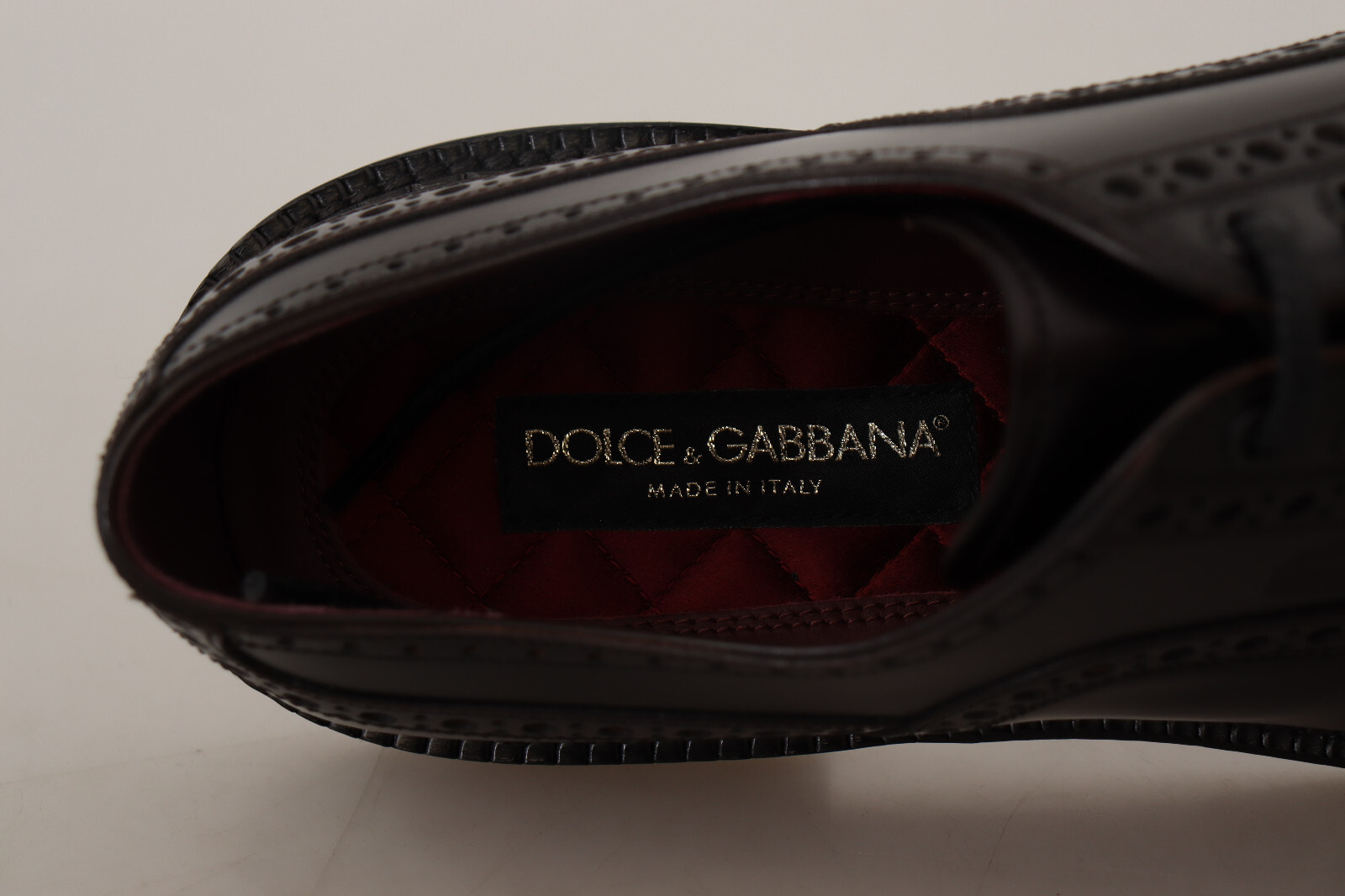 

Туфли DOLCE - GABBANA Фиолетовые кожаные оксфорды с крылышками, формальные EU41 / US8 Рекомендуемая розничная цена 1000 долларов США, Фиолетовый