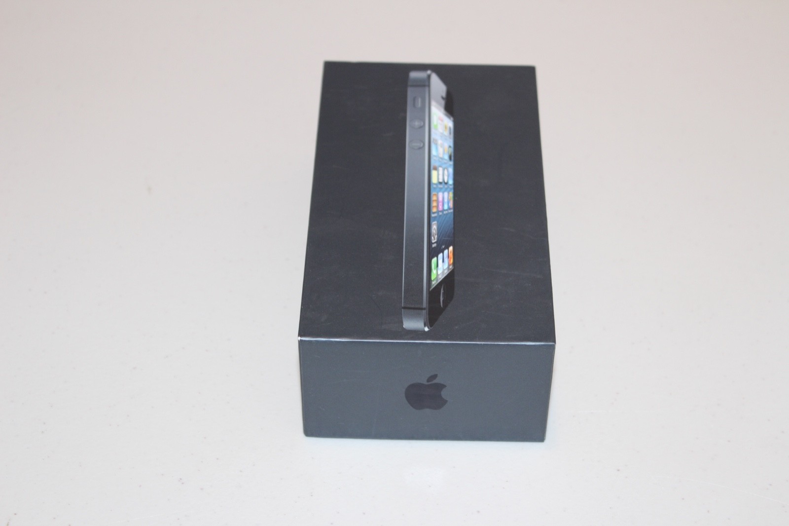 OEM Apple iPhone 5 Black 16gb Used Empty BOX Only with