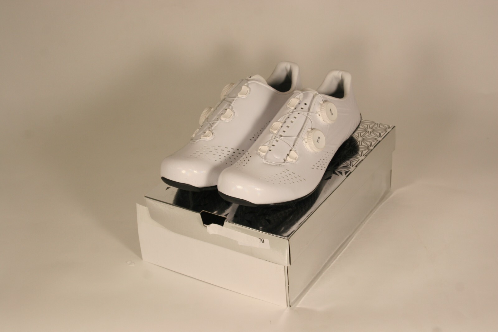 新品SUPACAZ KAZZE Carbon Road Shoe EU42 新品SUPACAZ KAZZE Carbon Road Shoe EU42 新品SUPACAZ KAZZE Carbon