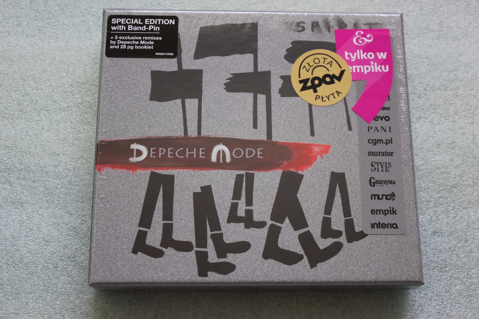 Depeche Mode - Spirit Box + Pin (Deluxe Edition) (CD) NEW