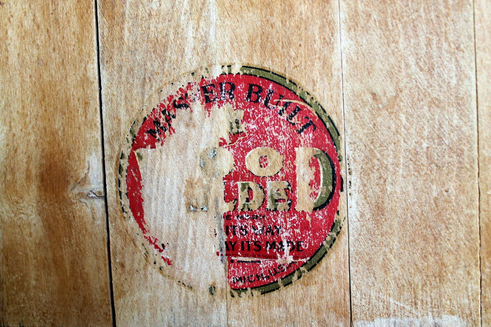 Wood Welded Michigan Maple Co. Antique Chopping Butcher Block Table