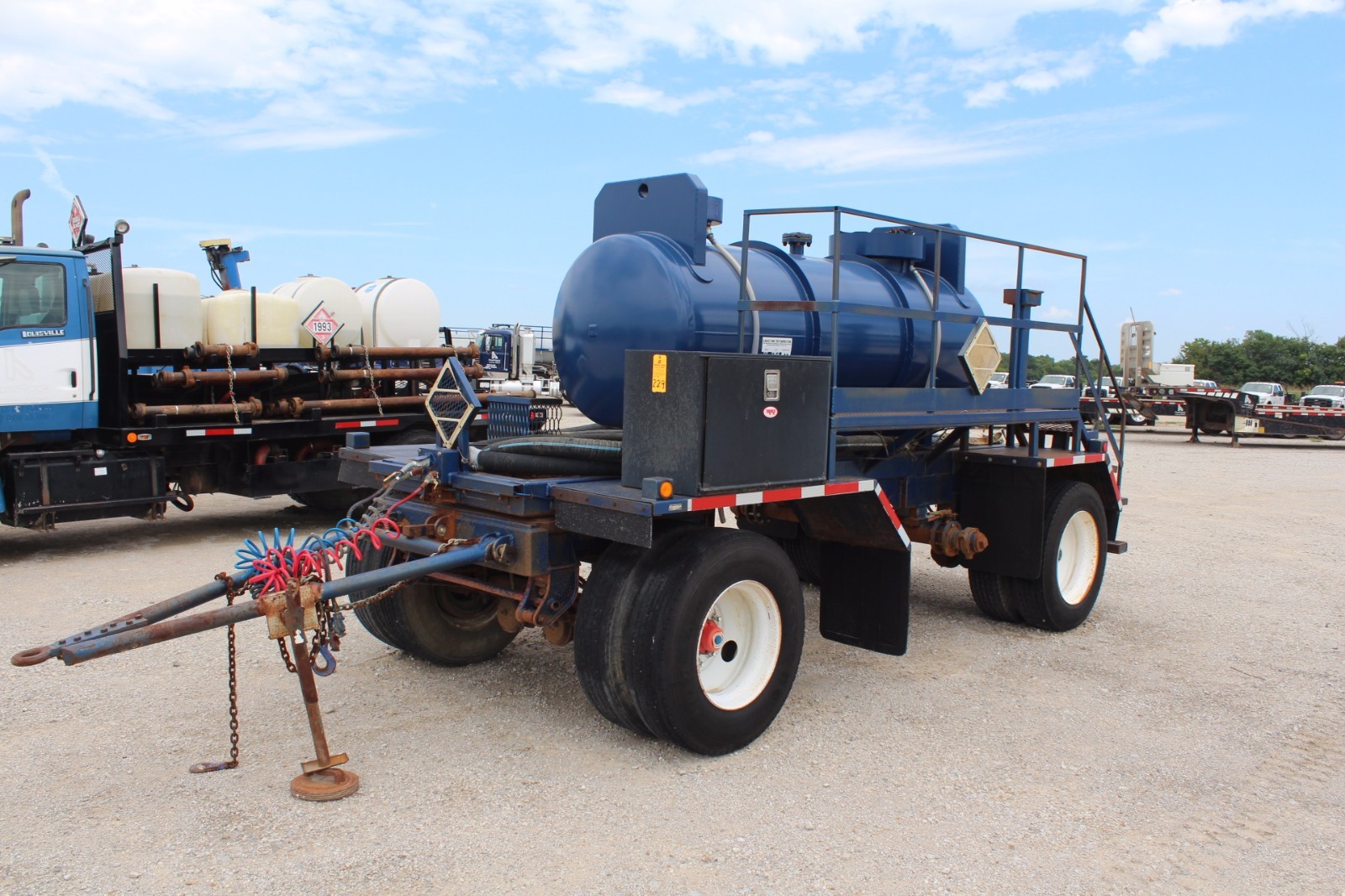 2013 Pup Tanker Trailer - 750 Gallon - DOT 412 - Mobile Acid Tank - VGC
