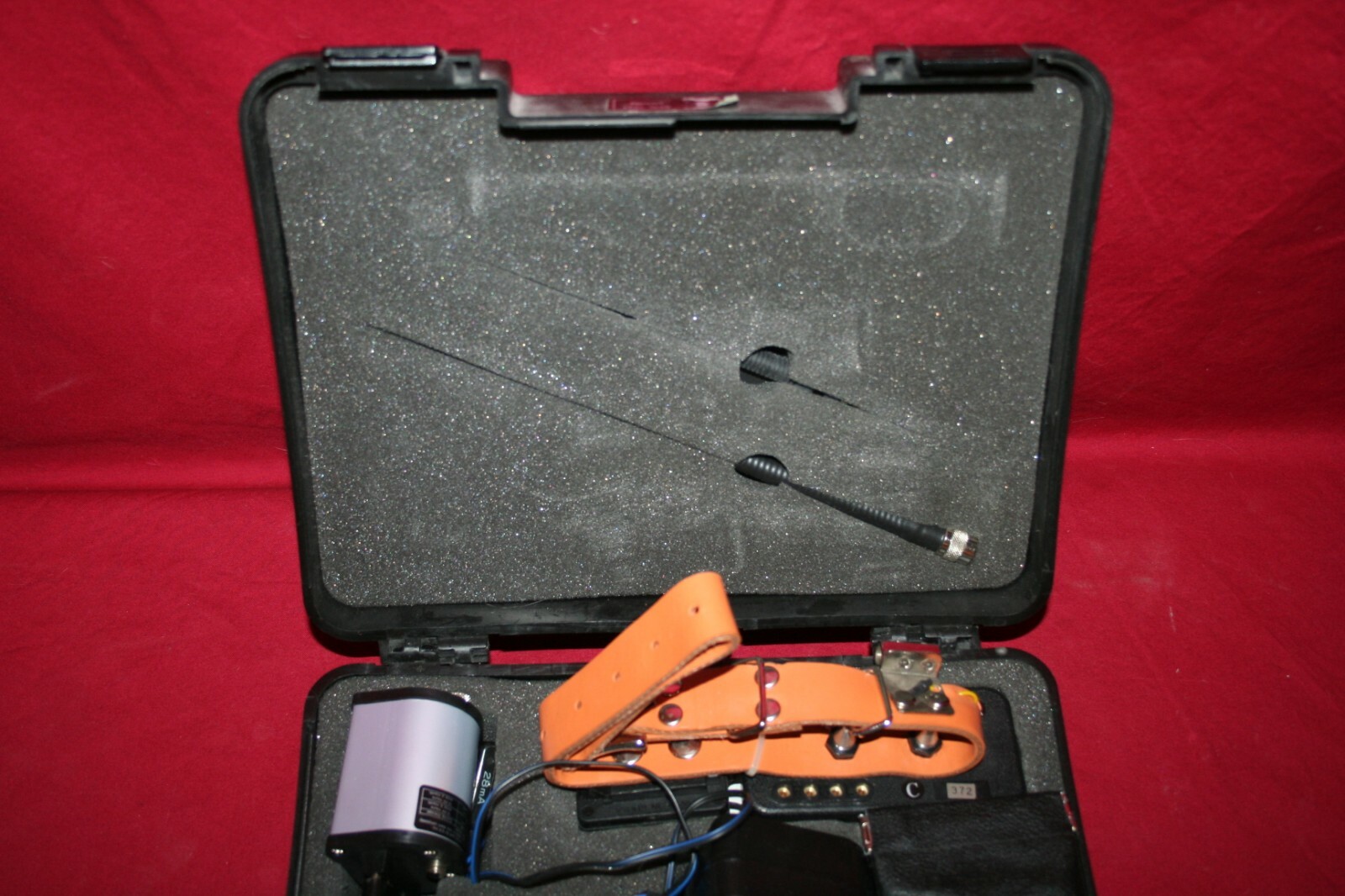 Dog Radartron 700-DT Dog Training System w Hard Case
