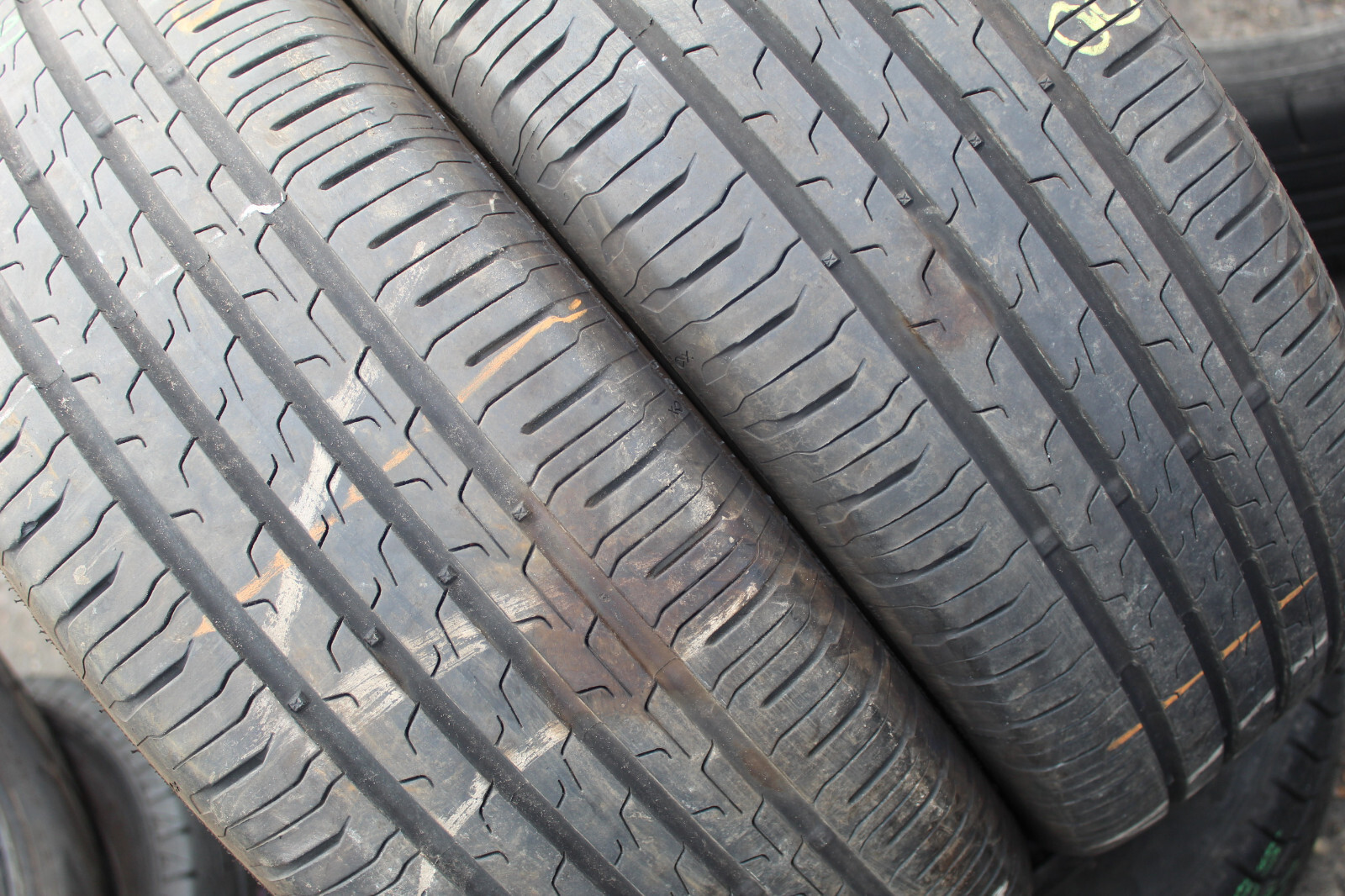 225 60 18 Continental, CEC 6, XL, 104V, x2 A Pair 5.2mm (F1_tyres) L3452