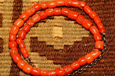 125 cm Long Strand Natural Coral Mixed Colored Sticks
