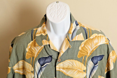 Tommy Bahama Men's green, yellow and blue hawaiian loop collar camp shirt M