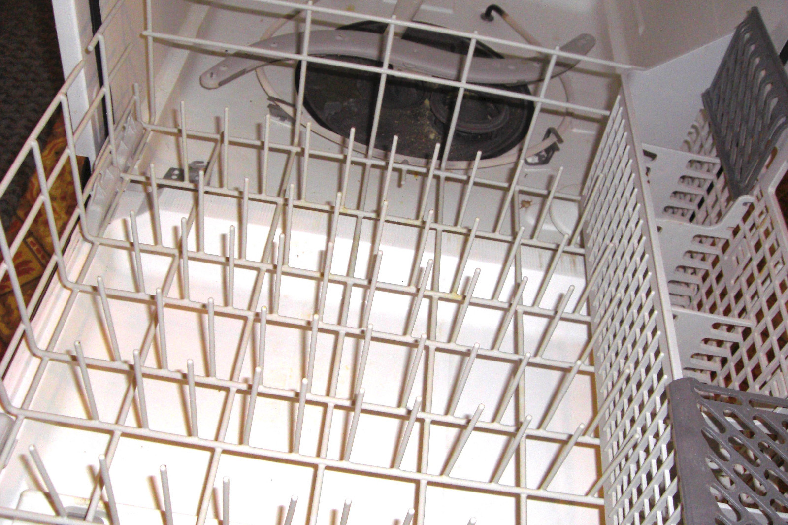 Kenmore Undercounter Dishwasher Model # 665.1511 Sears Silver / Black MINT