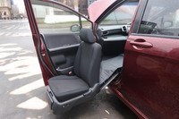 Honda Freed 1.5 Hybrid/PetroAutoDisabled Access Electric Chair 6 Seater Mini MPV