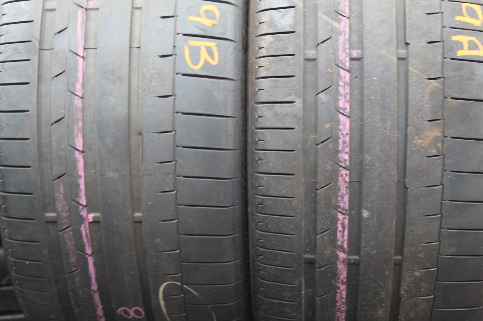 265 35 19 Continental, SC 6, XL, AO, 98Y x2 A Pair 5.5mm (F1_tyres) FO L3619