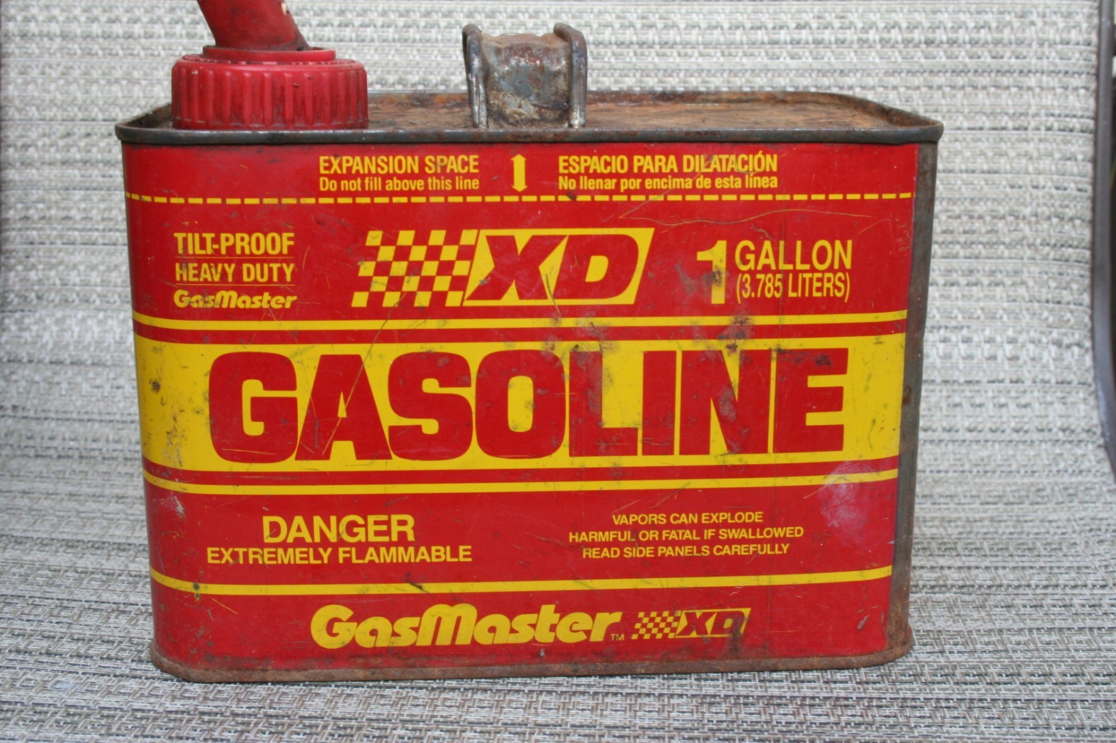 VTG XD Metal Gas Can 1-Gallon GasMaster #133-1000 NO LEAKS