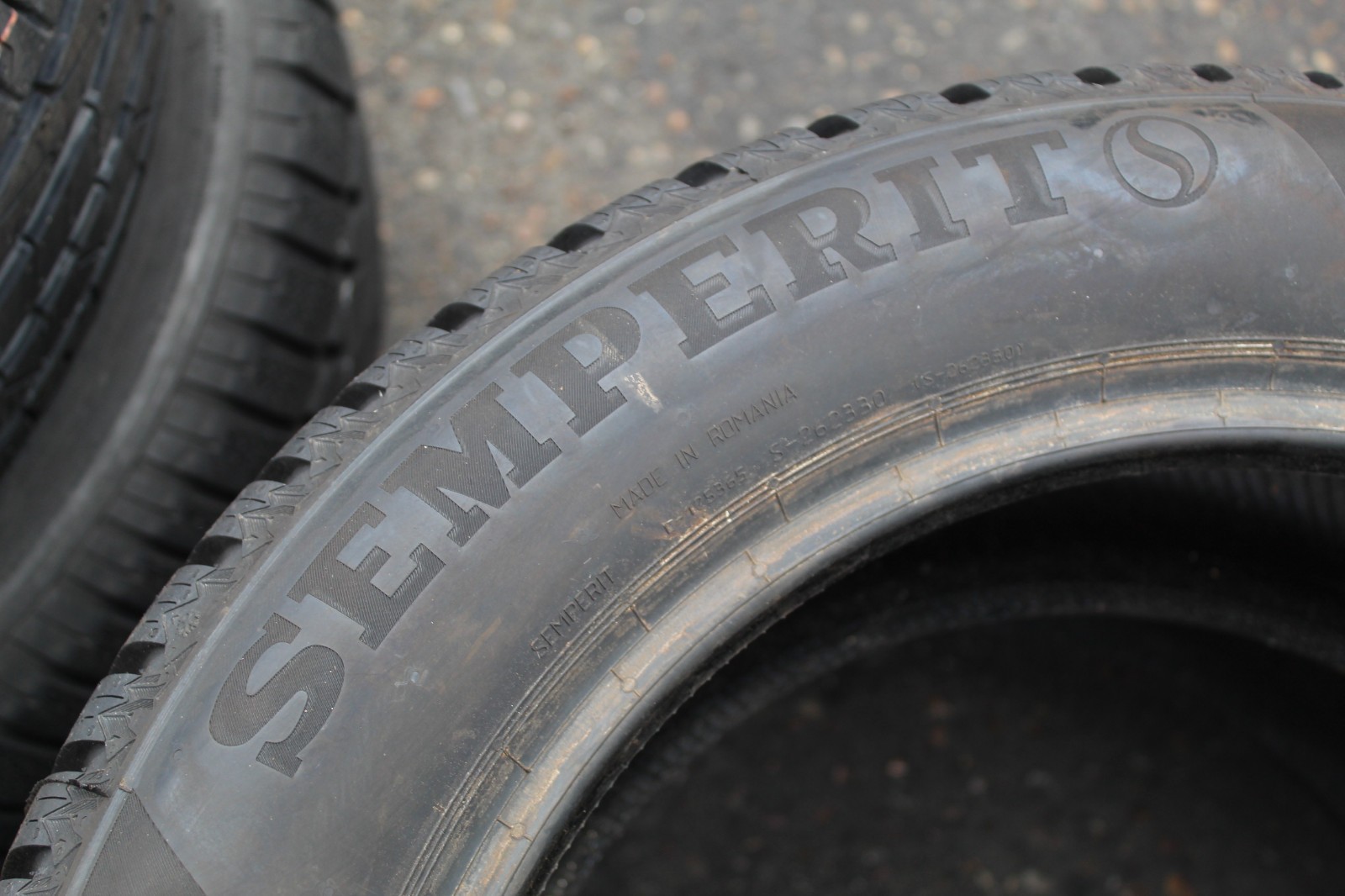 New 215 55 16 Semperit, Winter, M+S, 93H, x1 Single Tyre (F1_tyres) L3682