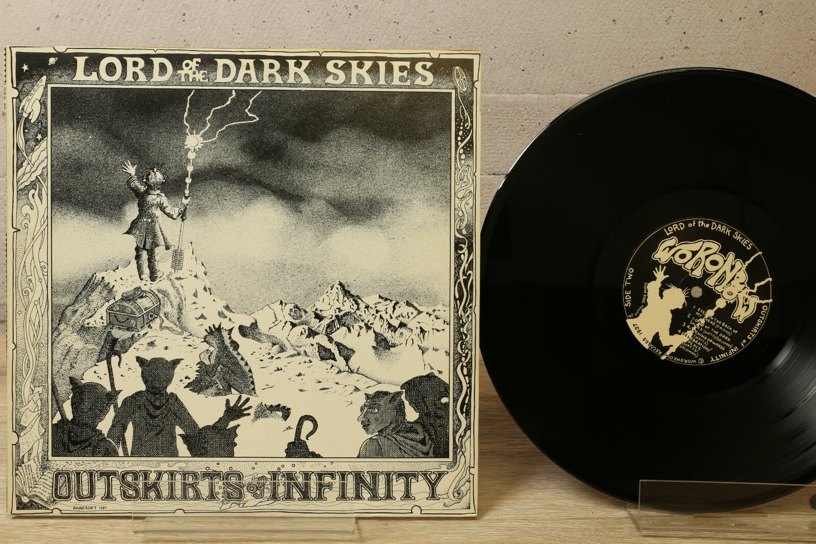 英CD Outskirts Of Infinity Lord Of The Dark Skies WOO7CD Woronzow /00110 Outskirts Of Infinity – Lord Of The Dark Skies – Vinyl (LP