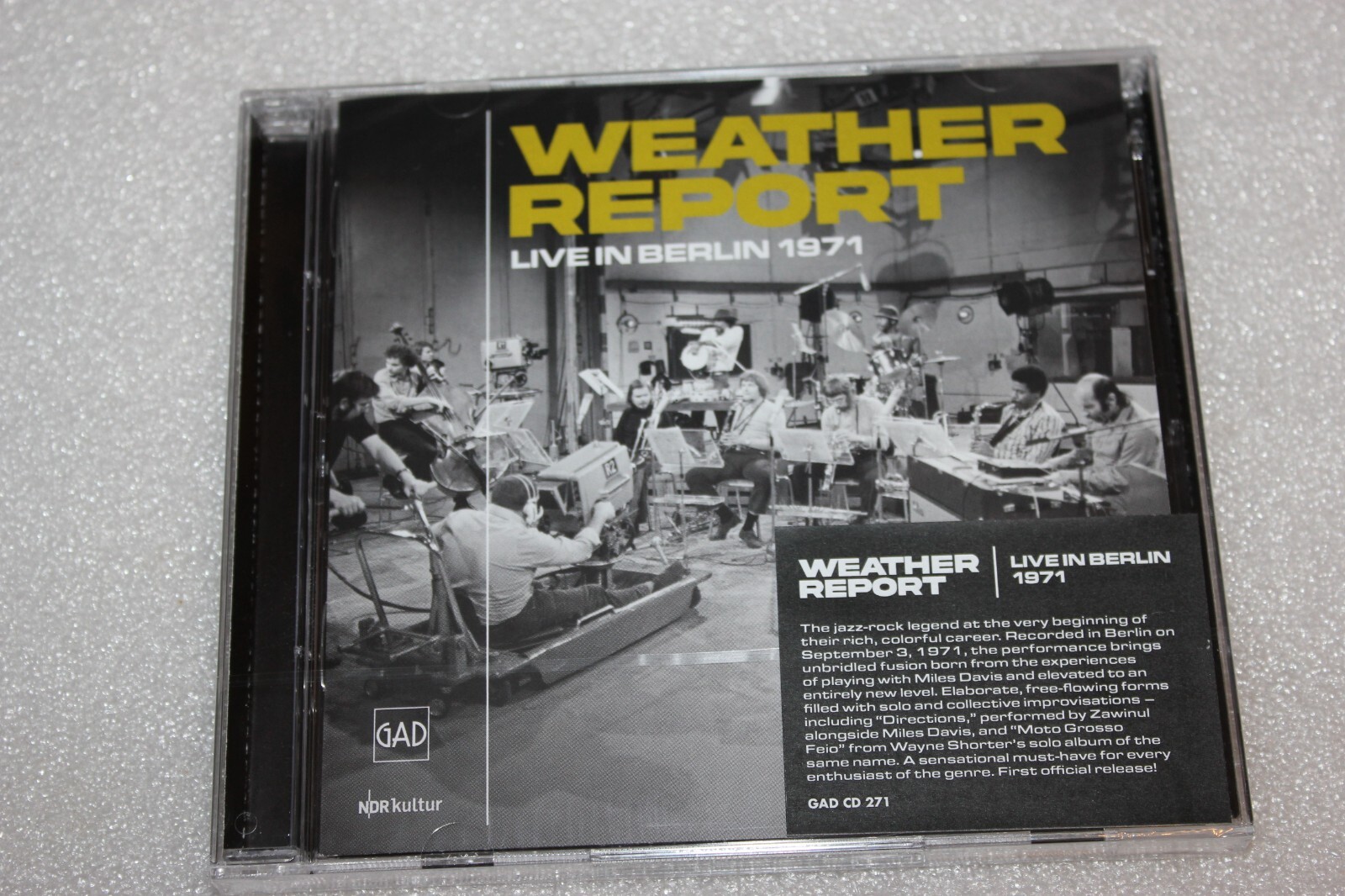 洋楽 WEATHER REPORT LIVE IN BERLIN 1975 51p2ml3jX1L._UF1000,1000_QL80_.jpg