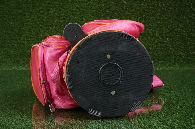 GLOVE IT SANTA CRUZ WOMENS 9-WAY DIVIDER GOLF CART BAG, PINK PLAID DESIGN