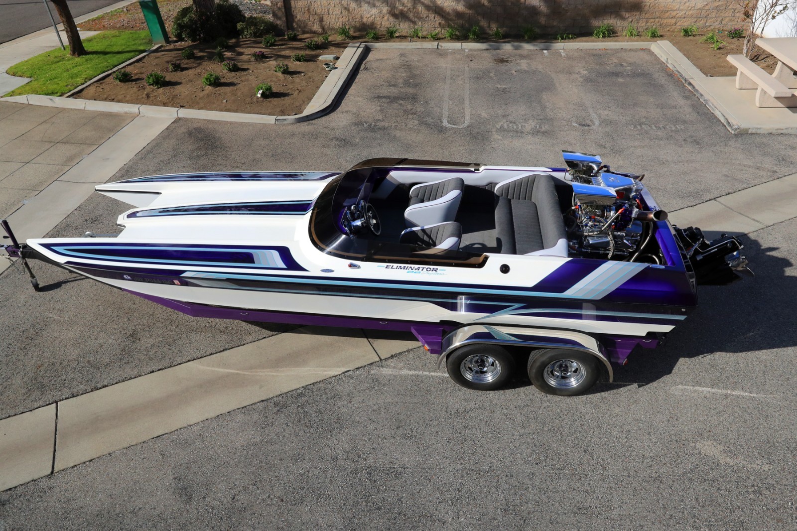 Eliminator Daytona 22’ 482 ci. BBC twin turbo race boat