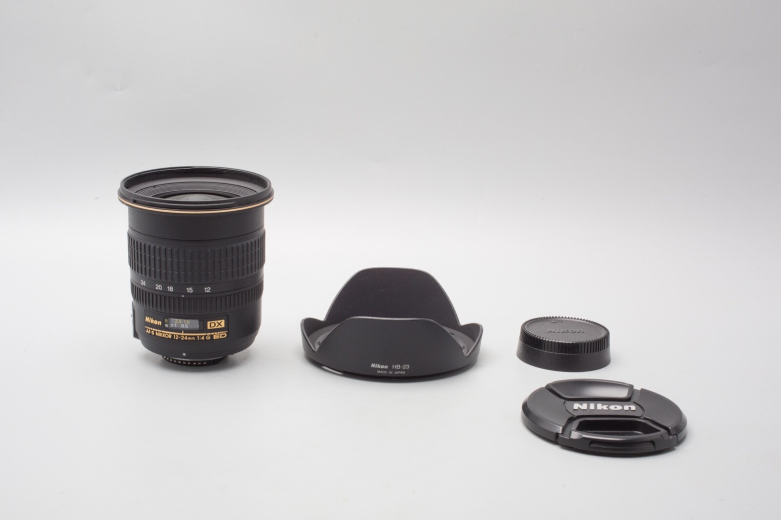 Nikon AF-S Nikkor 12-24mm f4 G ED DX Wide Angle Zoom Lens