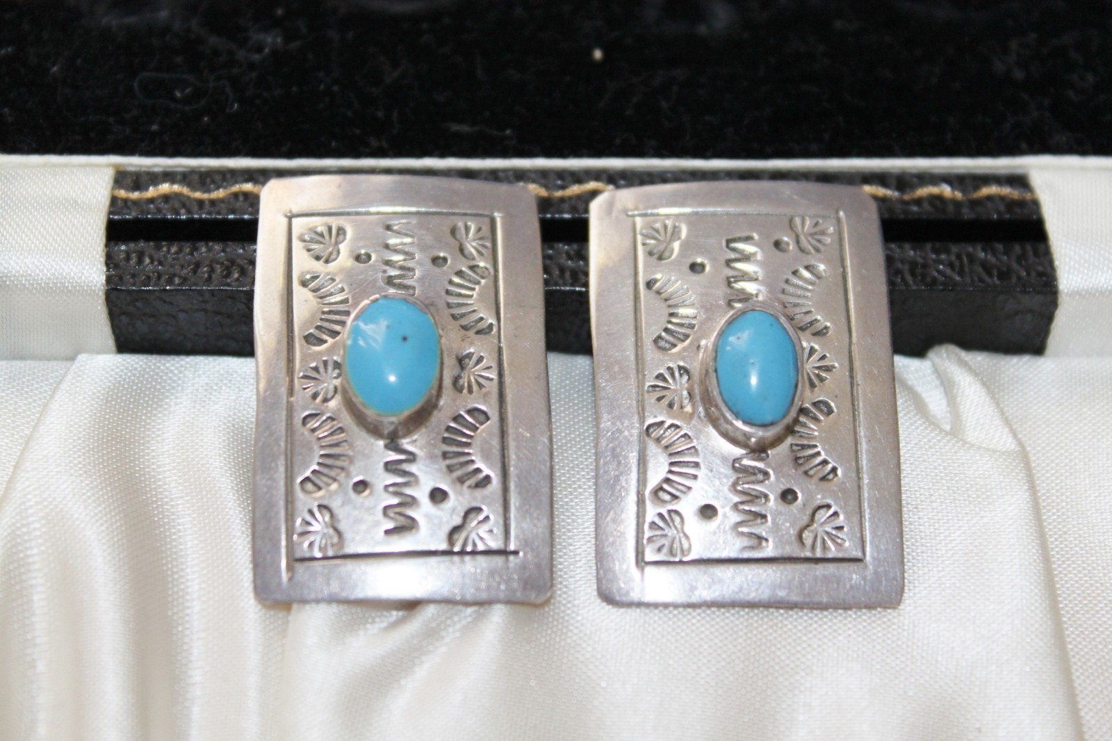 VINTAGE STERLING SILVER Turquoise Enamel SOUTHWESTERN Clip on STATEMENT Earrings