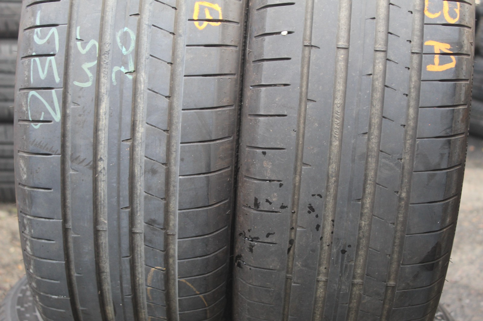 235 45 20 Dunlop, Sport Maxx RT2, XL, 100W, x2 A Pair 7.0mm (F1_tyres) L3878