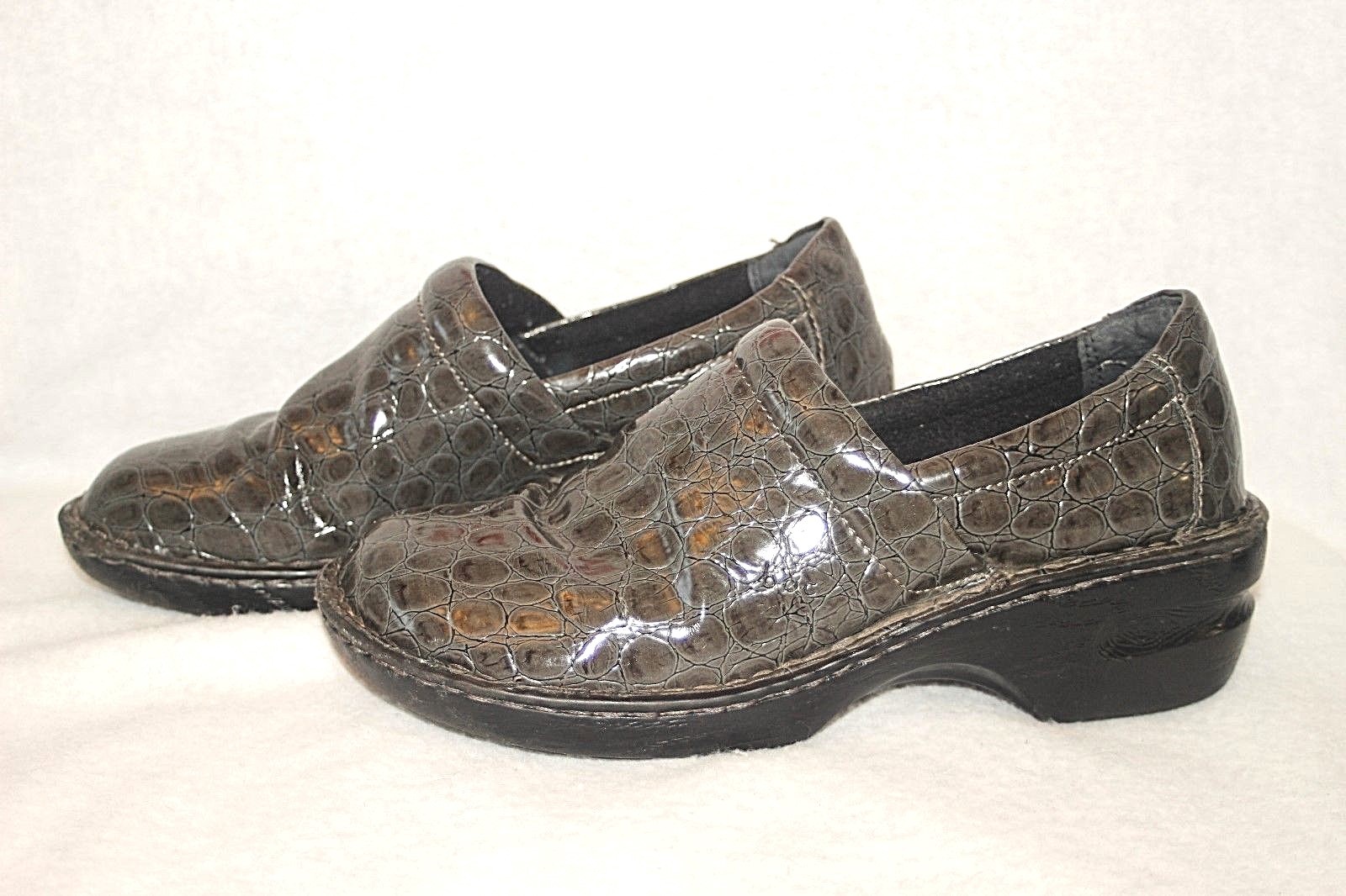 BOC Born Charcoal Gray Croc Embossed Patent Clogs Shoes