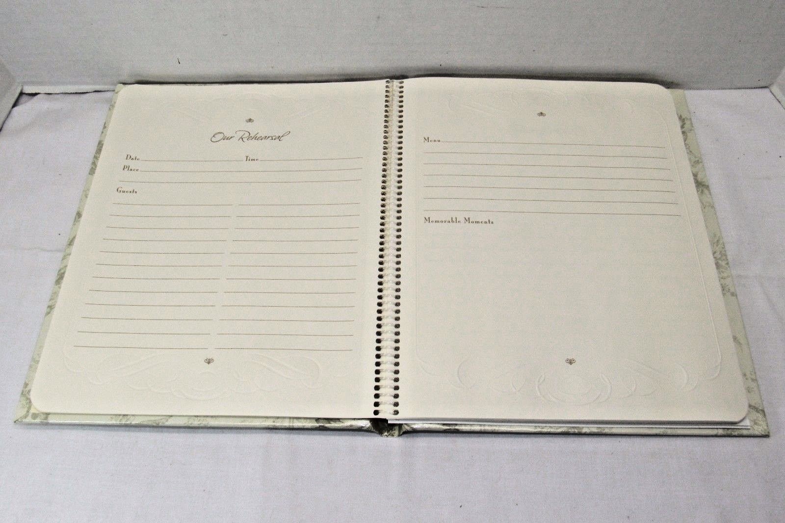 Photo Scrapbook HALLMARK Wedding Floral Vine Album WCA2703