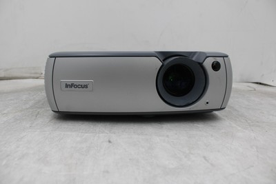InFocus LP540 XGA 3LCD 1700 ANSI Lumens Projector 0-499 Lamp Hours TESTED