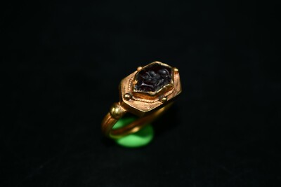 New Item! Engraved Massive Ring Gold Color Ring With Glass Stones Jewelry Made By Designer