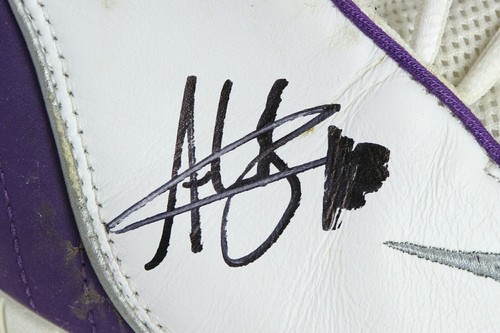 2005 Andrew Bogut Signed & Game Used Shoes Milwaukee Bucks Mears LOA & JSA