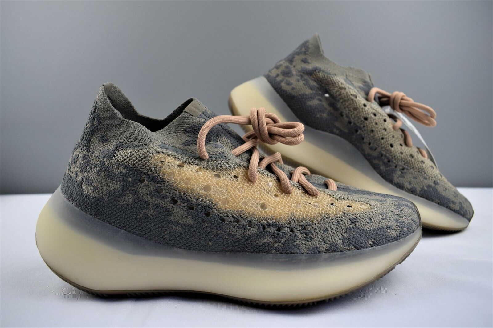Adidas Yeezy Boost 380 Mist Non-Reflective FX9764 Men's Sz 6 Adidas Yeezy Boost 380 Mist Non-Reflective FX9764 Men's Sz 6