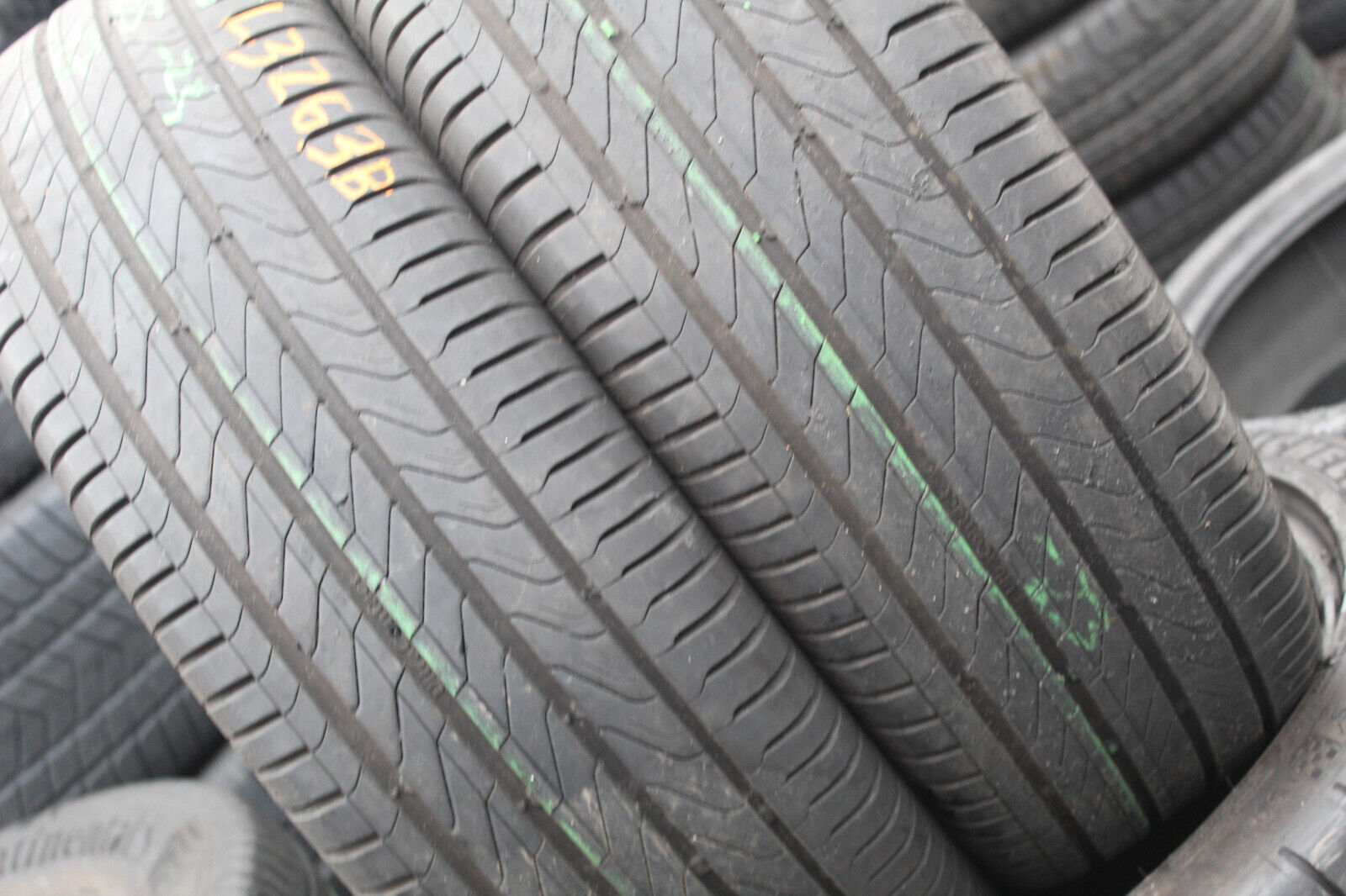225 65 17 Continental, Ultra Contact, 102H, x2 A Pair 6.2mm (F1_tyres) L3263