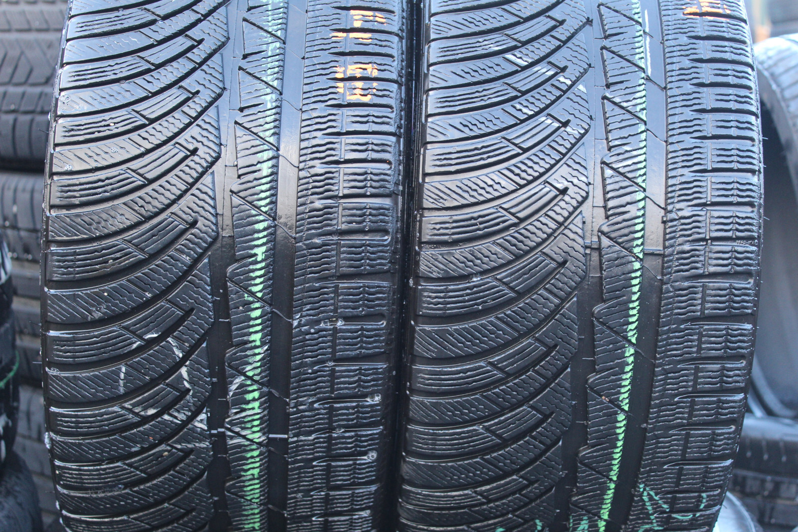 265 30 20 Michelin, Winter, XL, M+S, 94W, x2 A Pair 7.0mm (F1_tyres) FO L2994
