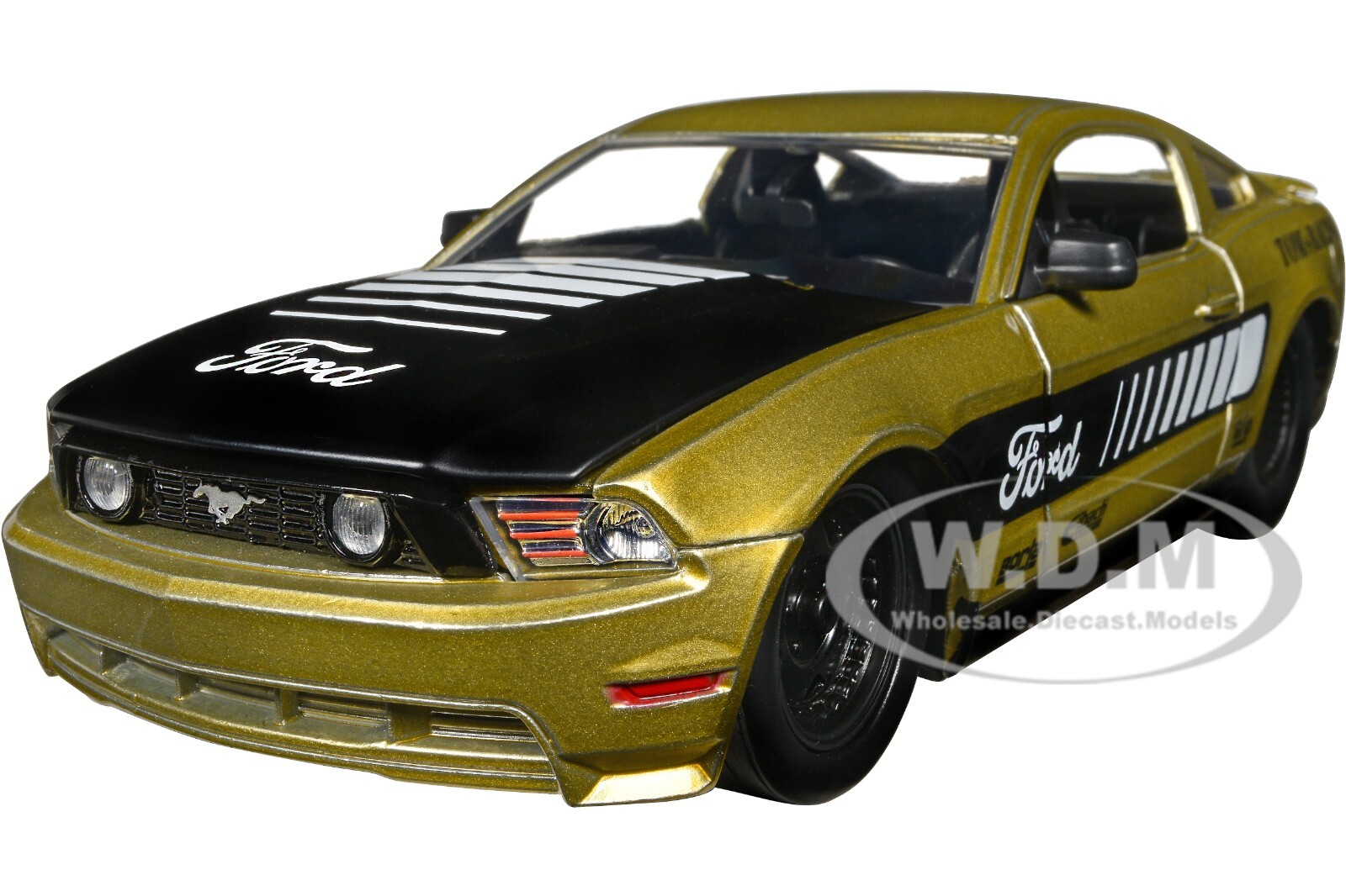 BTM 2010 Ford Mustang GT Tom’s Racing 2010 FORD MUSTANG GT GOLD 
