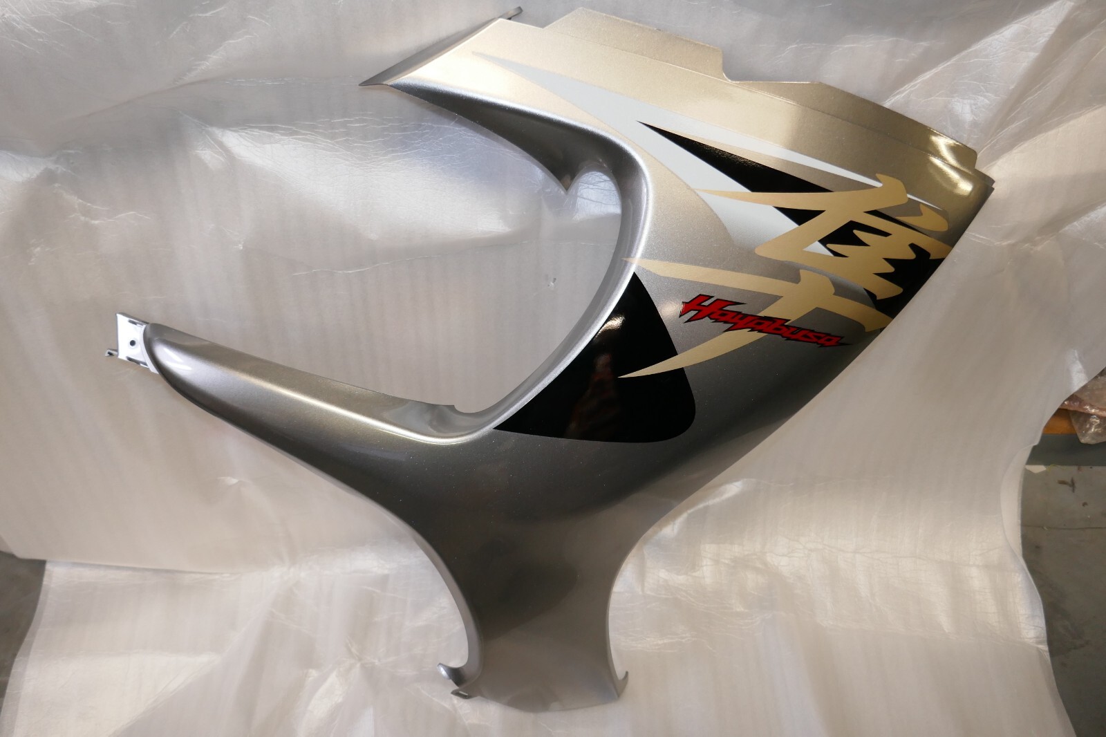 OEM Suzuki Right Side Cowling 94450-15H50-YHG 2013 GSX1300R