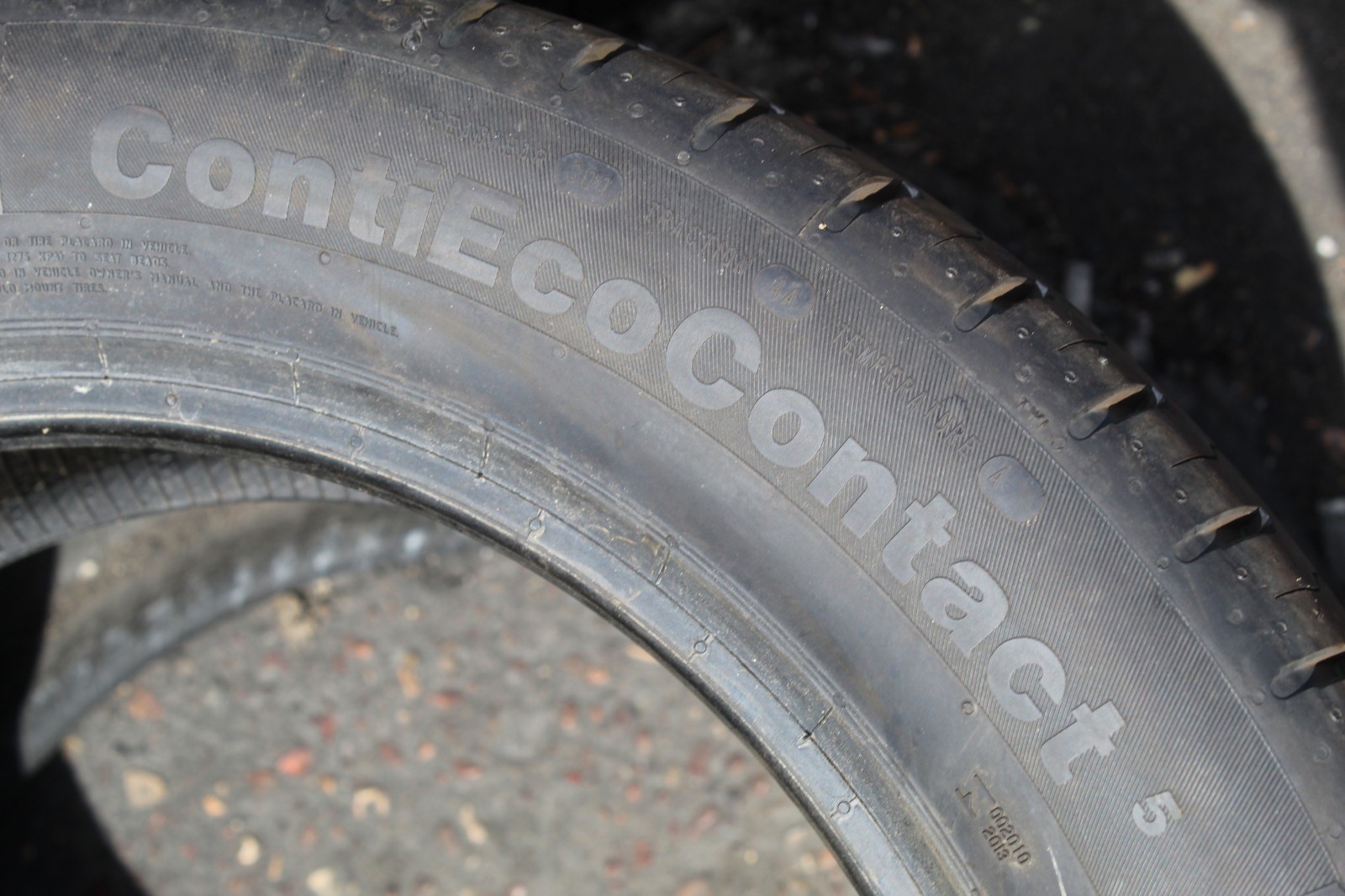 New 215 55 17 Continental, CEC5, 94V, x1 Single Tyre (F1_tyres) YD103