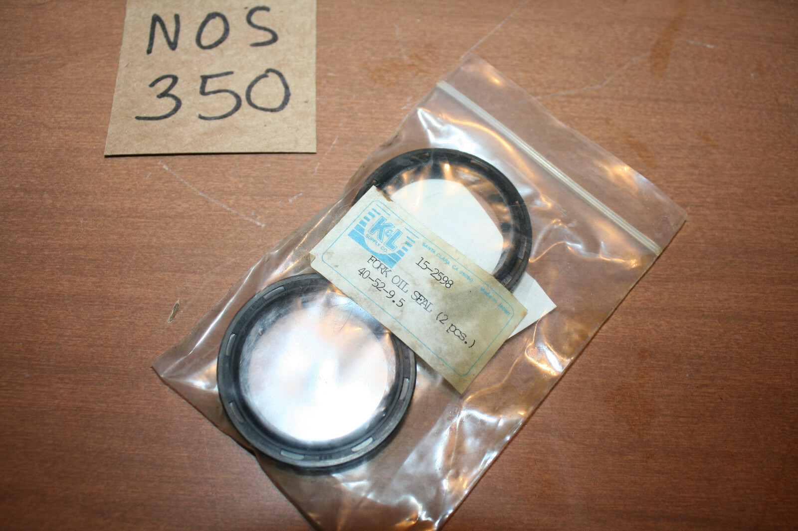 NOS Kawasaki Honda KZ1000 ZN1000 Fork Seals 15-2598 40-52