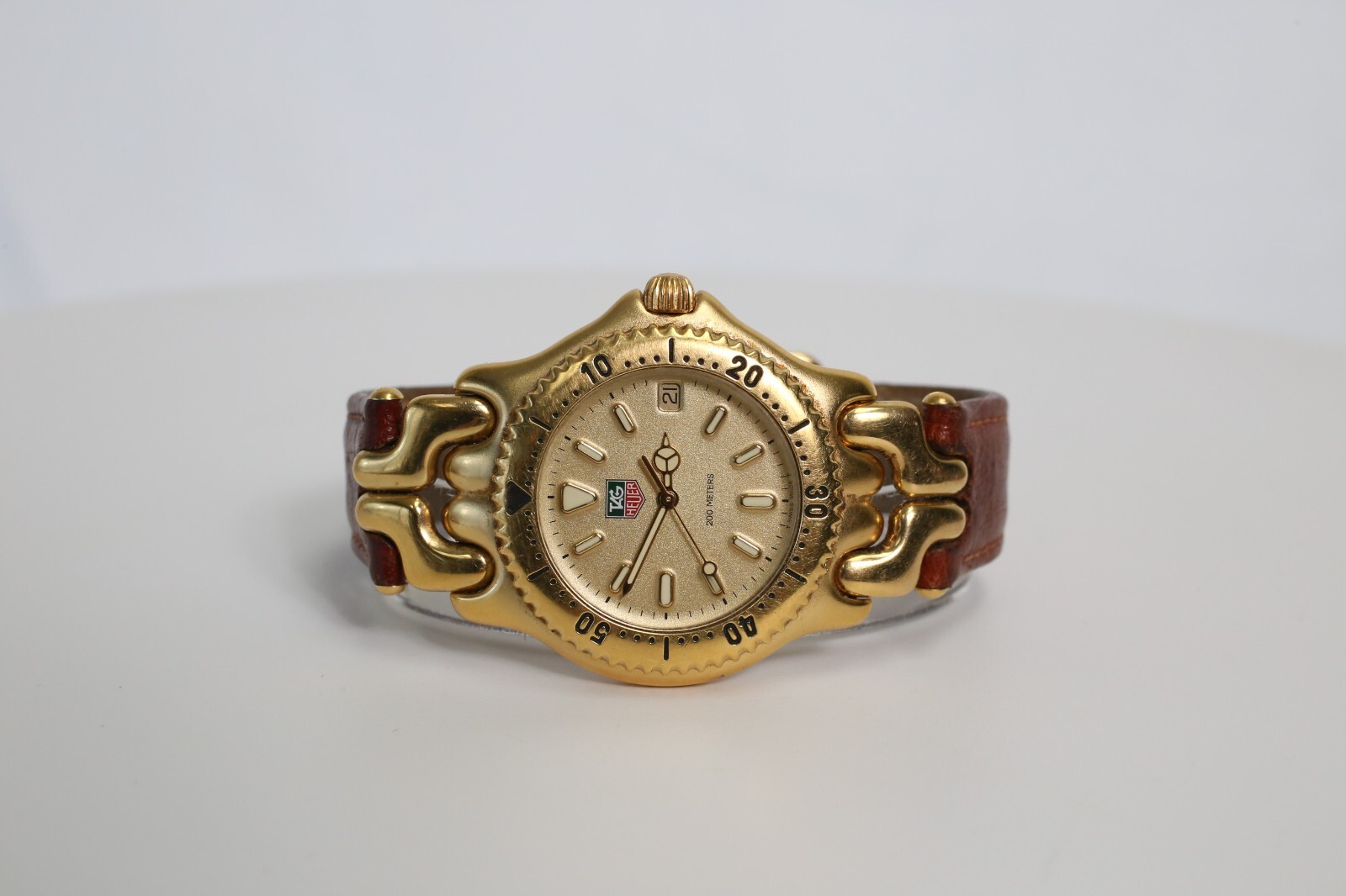 Vintage Tag Heuer SEL Gold Tone Professional 200M S94.406C Vintage Tag Heuer SEL Gold Tone Professional 200M S94.406C