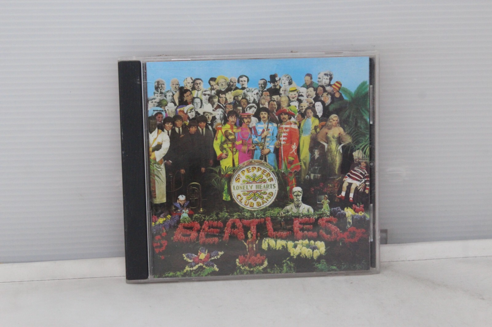 Sgt.Pepper'sLonelyHeartsClubBand ビートルズLP Amazon.com: Sgt. Pepper's Lonely Hearts Club Band: CDs y Vinilo