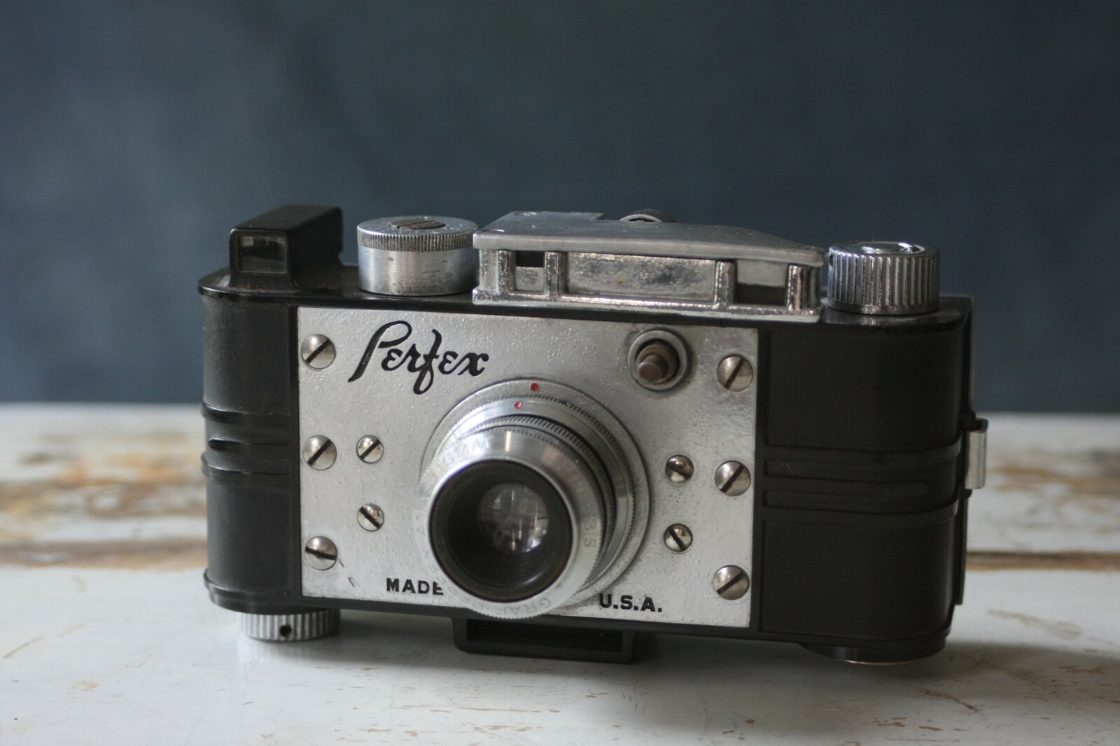 USA フィルムカメラ　Perfex 1938 *RARE* Perfex Speed Candid Camera with Graf Perfex
