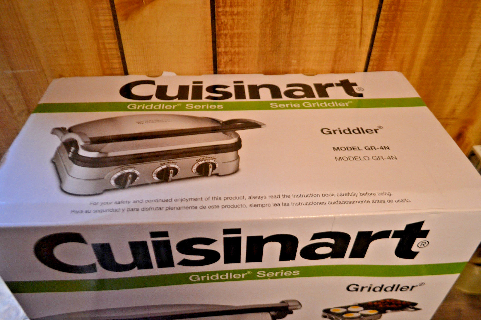 NEW - Cuisinart Griddler GR-4N
