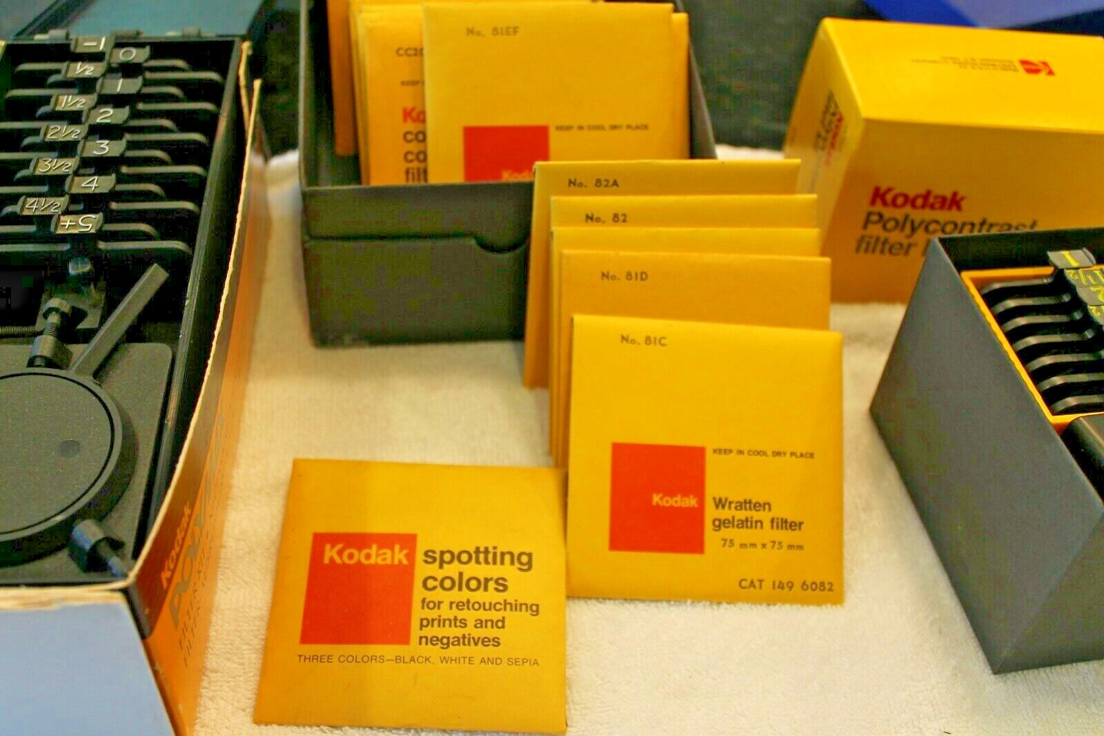 Kodak Polymax Filter Kit - Polycontrast Filter Kit - Wratten Gelatin Filters